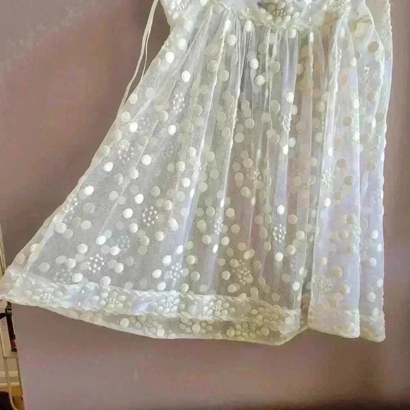 BRAND NEW BCBG Women's Sheer Lace Camisole Small Cream Adjustable Stretchy Fresh - Picture 11 of 12